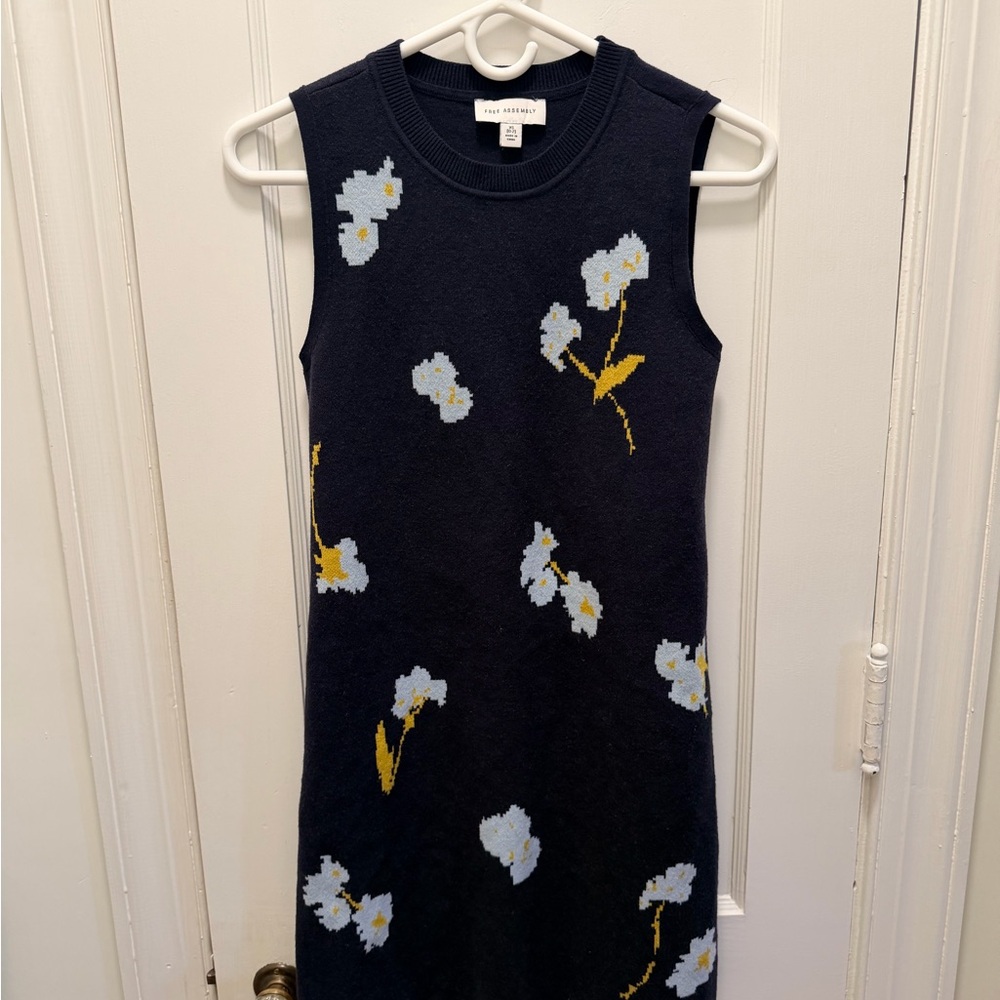 Floral Knit Sleeveless Dress